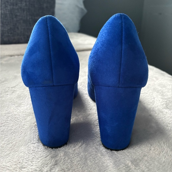 Nine West Royal Blue Heels - Picture 3 of 7